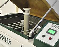 Laboratório análise metalográfica